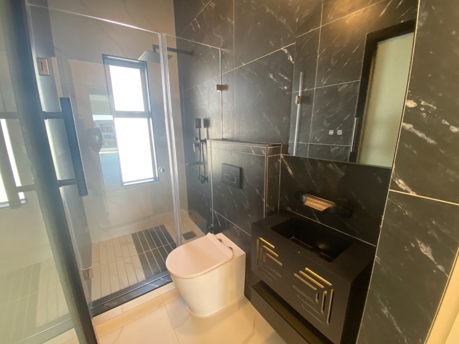 4 Bedroom Property for Sale in Sandown Western Cape